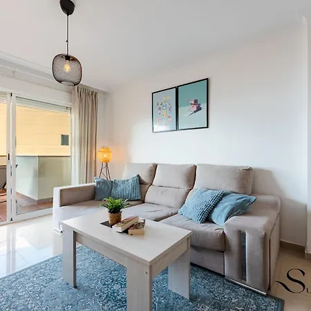 Beachside Retreat With Private Terrace Apartamento