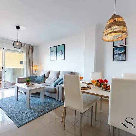 Beachside Retreat With Private Terrace Benalmádena